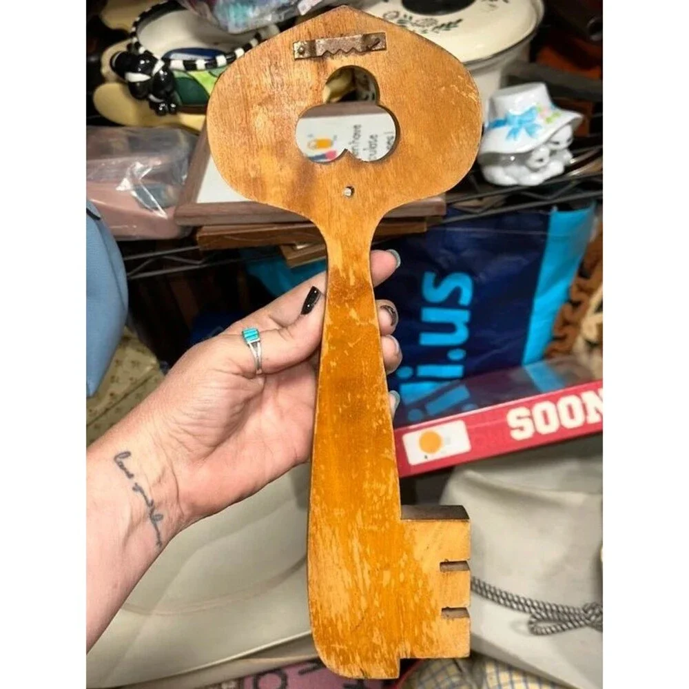 Vintage Wood Key Holder